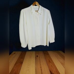 Unbranded Vintage Russian XL Blouse Cutwork Collar Detailed Metal Button